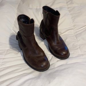 UGG Stout brown leather Orion boots size 5